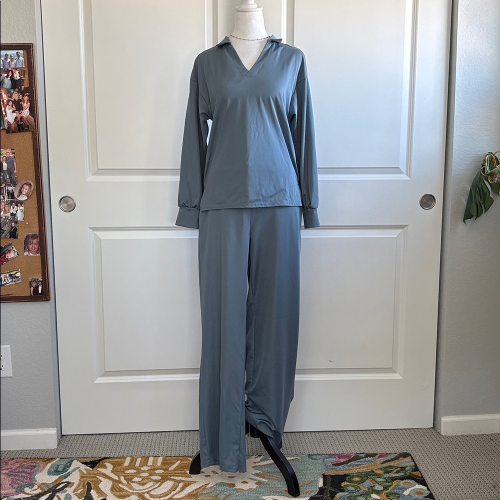 Women's Relaxed Two by-Piece Loungewear Set - Dusty Blue Never Worn Brand New
